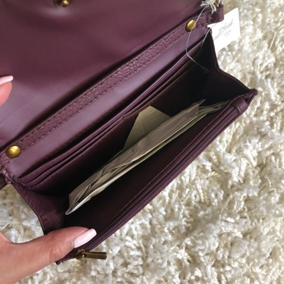 Snap Closure Mini Handbag Clutch - Universal Thread - Picture 5 of 6